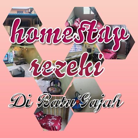 Homestay Rezeki Batu Gajah Eksteriør billede