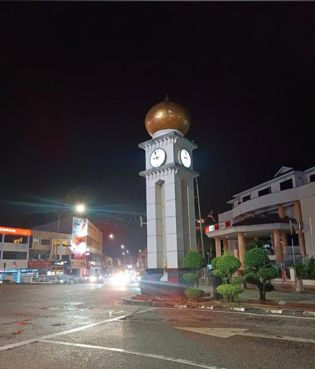 Homestay Rezeki Batu Gajah Eksteriør billede